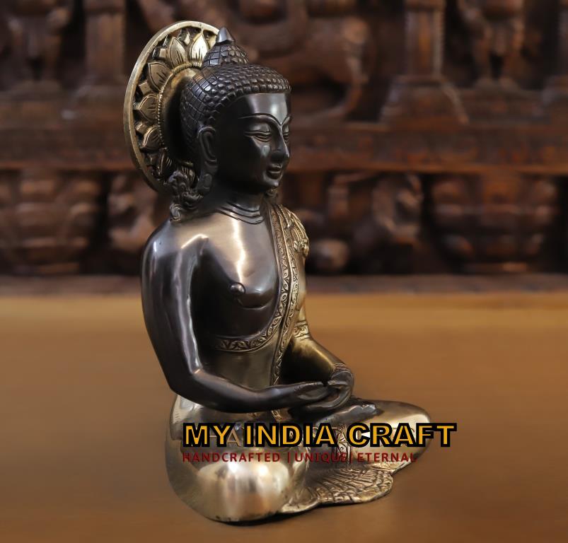 Buddha statue