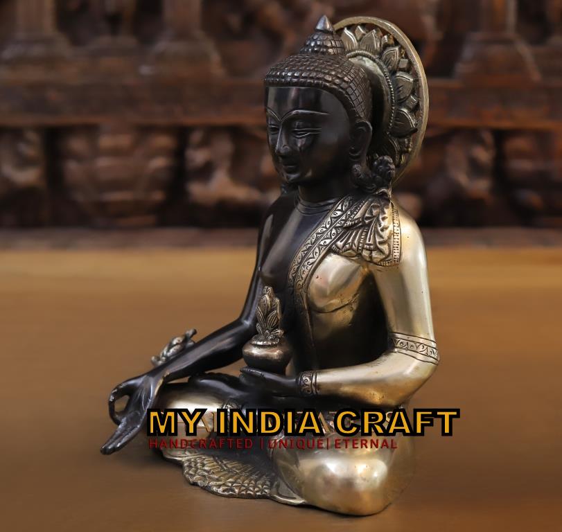 Buddha statue