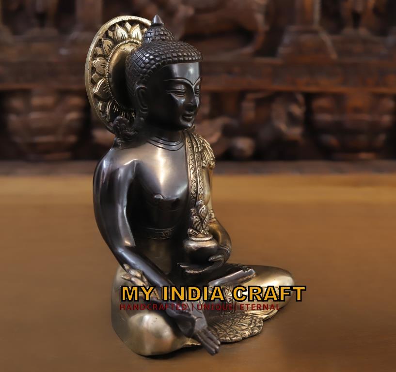 Buddha statue