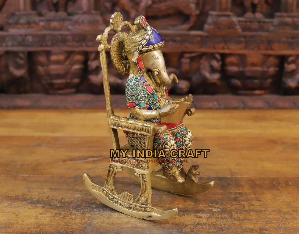 11" Ganpati idol