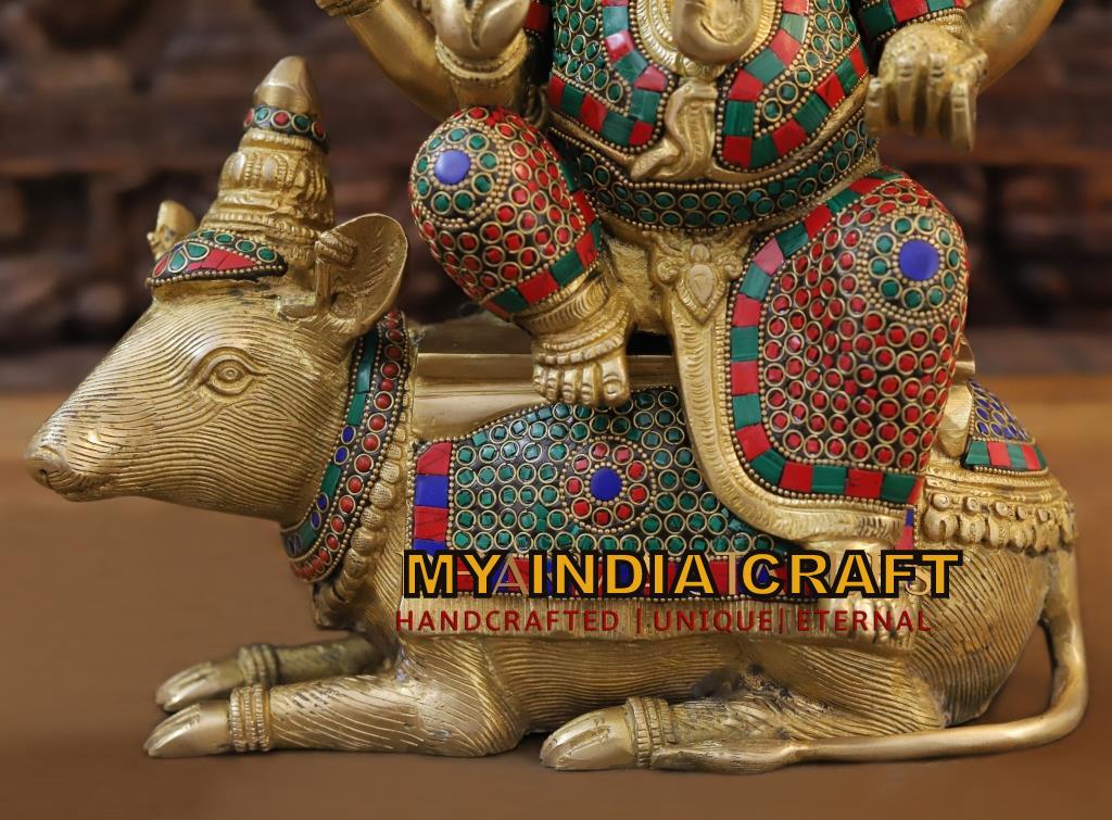 16" Ganpati on Mouse