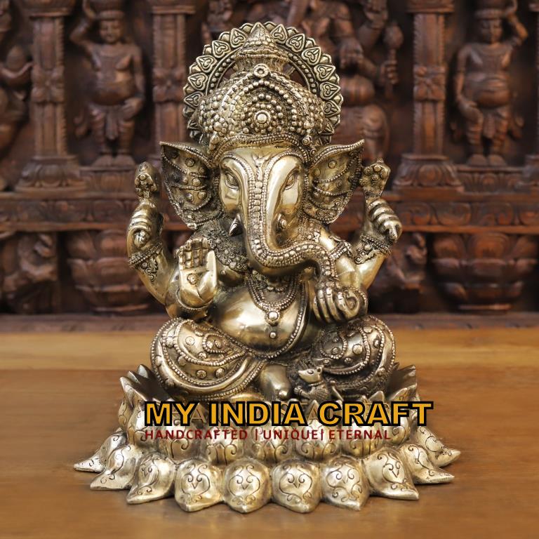 15" Ganpati statue