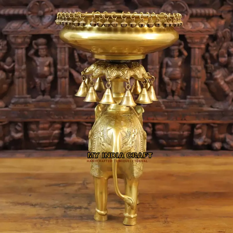 20.5" Urli with Elephant stand