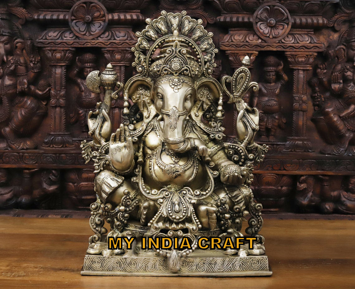 Big Ganpati idol