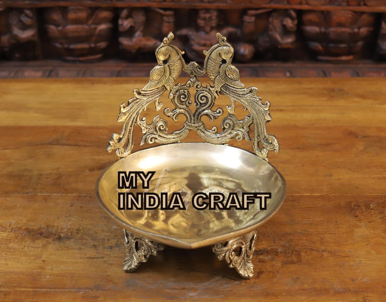 9.5" Urli with peacocks