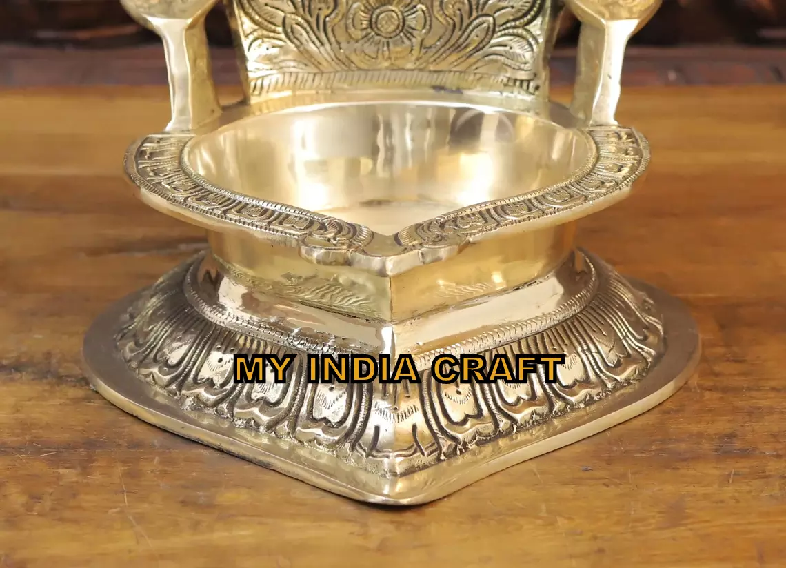 17" Brass Ganesh Lakshmi diya set (set of 2)