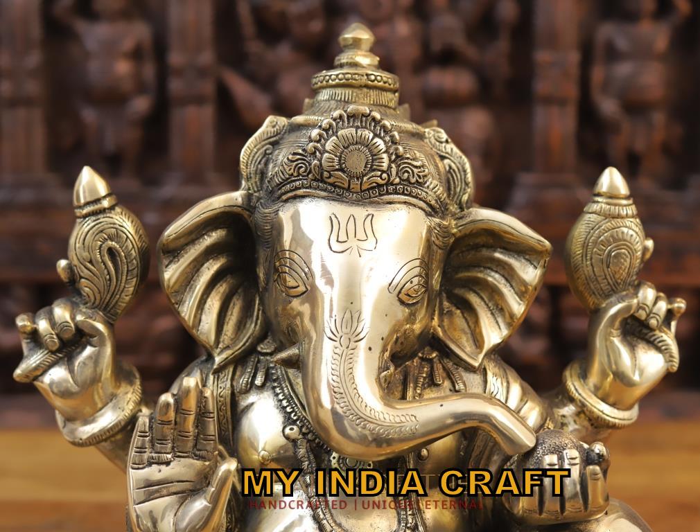 13.5 Ganesh Statue ashirwad posture