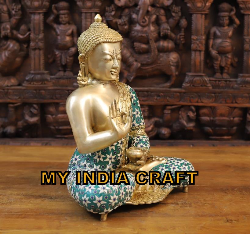 Buddha statue