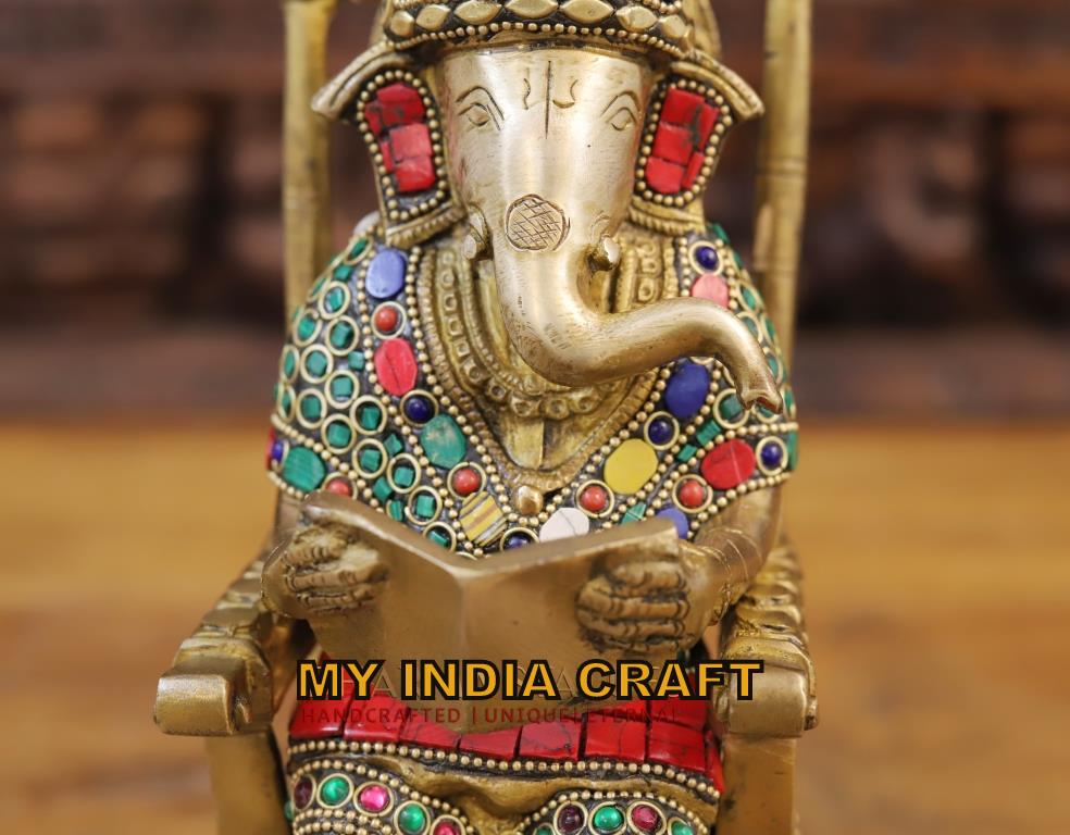 11" Ganpati idol