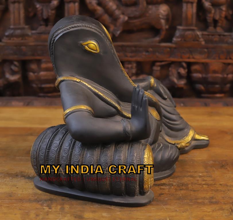 11" black Ganpati idol