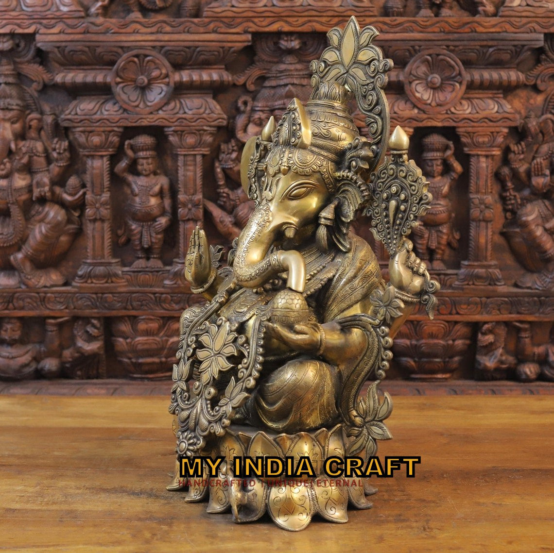 23.5" Ganesh statue for luck